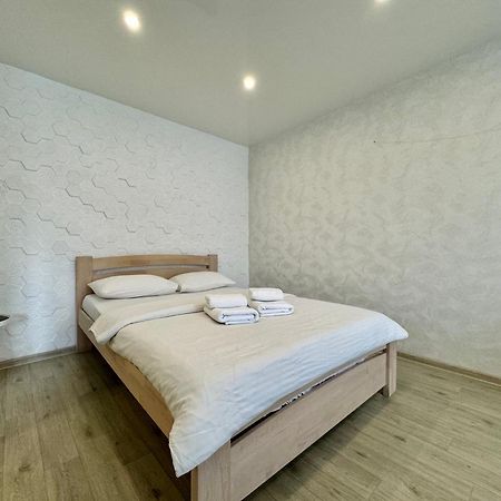Apartpoltava Світлі Та Затишні Апартаменти В Скандинавському Стилі Центр Банківський Чек מראה חיצוני תמונה